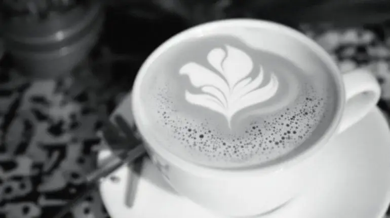 Latte Lounge BW